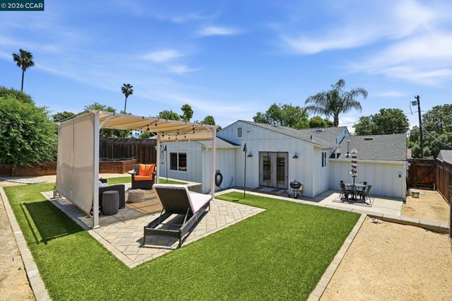 2363 Hemlock Ave, Concord, CA 94520