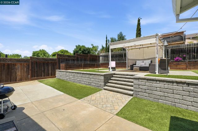 2363 Hemlock Ave, Concord, CA 94520