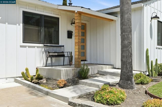 2363 Hemlock Ave, Concord, CA 94520