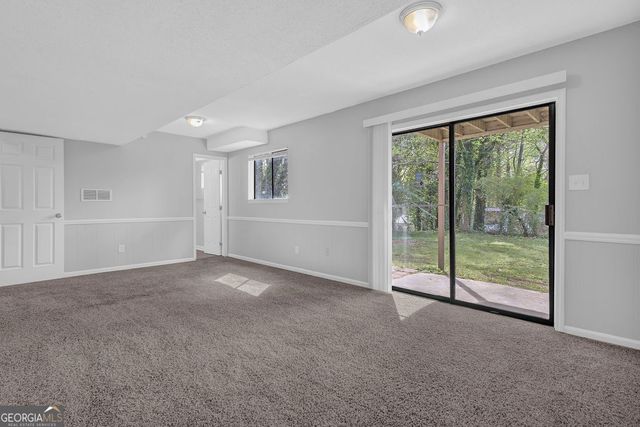 616 Country Lane Drive, Jonesboro, GA 30238