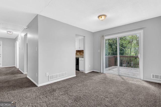 616 Country Lane Drive, Jonesboro, GA 30238