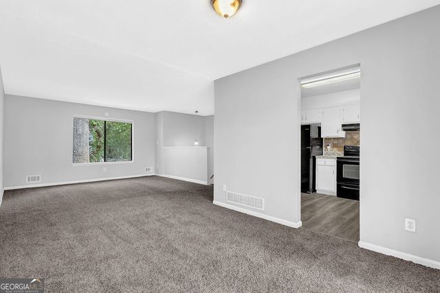 616 Country Lane Drive, Jonesboro, GA 30238