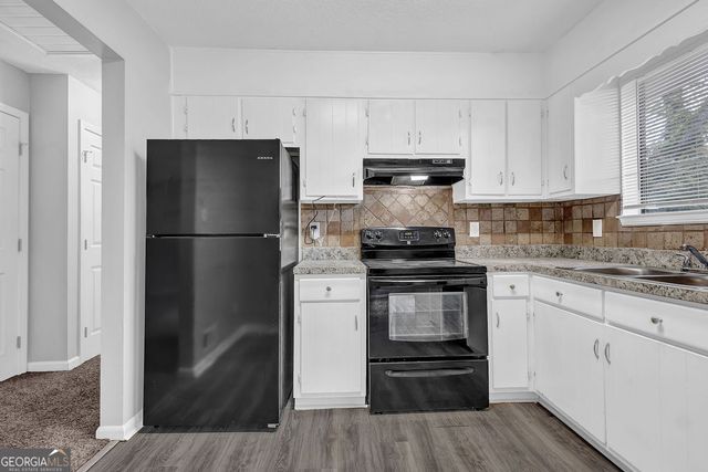 616 Country Lane Drive, Jonesboro, GA 30238