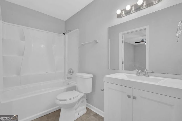 616 Country Lane Drive, Jonesboro, GA 30238