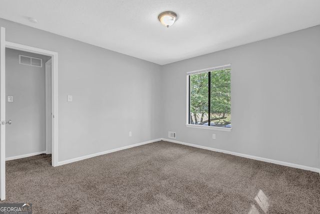 616 Country Lane Drive, Jonesboro, GA 30238