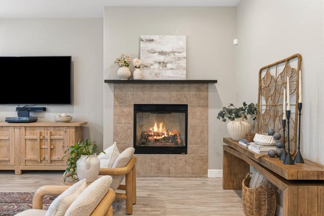 2910 Tilbury Way, Roseville, CA 95661