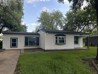 1910 Little Street, La Marque, TX 77568