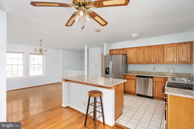 1022 LAKEVIEW DR, Stafford, VA 22556