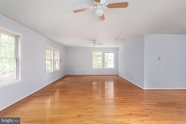 1022 LAKEVIEW DR, Stafford, VA 22556