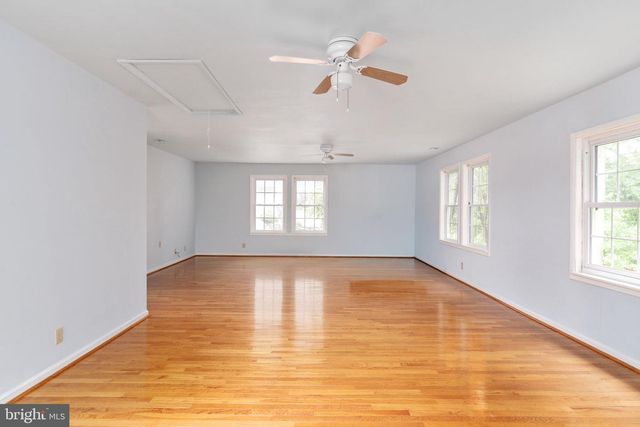 1022 LAKEVIEW DR, Stafford, VA 22556