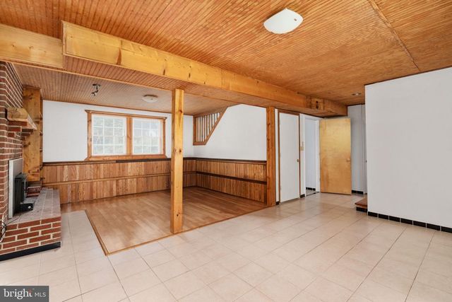 1022 LAKEVIEW DR, Stafford, VA 22556