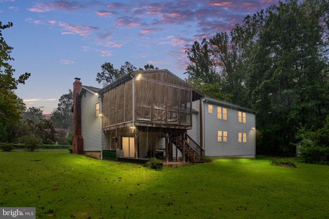 1022 LAKEVIEW DR, Stafford, VA 22556