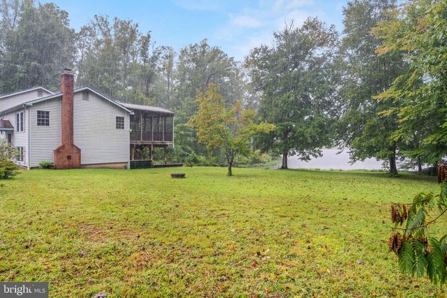 1022 LAKEVIEW DR, Stafford, VA 22556
