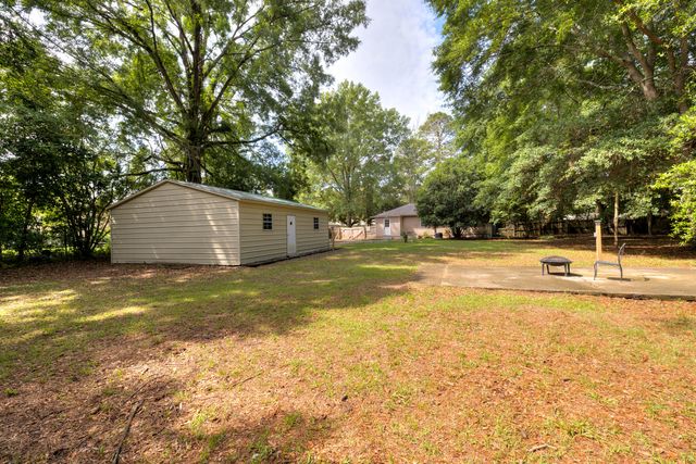 2057 Greenville Circle, Sumter, SC 29154