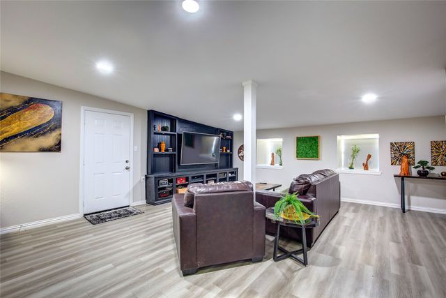 1101 Redoak Drive, West Tawakoni, TX 75474