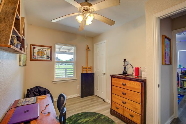 1101 Redoak Drive, West Tawakoni, TX 75474