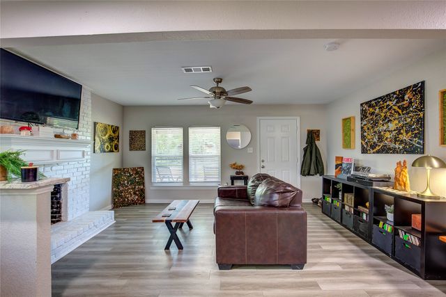 1101 Redoak Drive, West Tawakoni, TX 75474