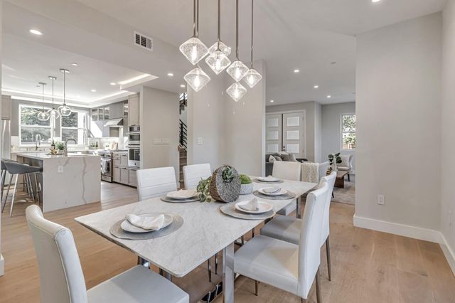 1066 Larch Avenue, Moraga, CA 94556
