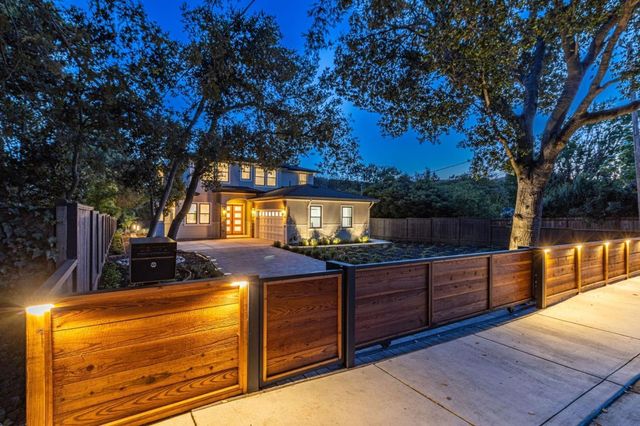 1066 Larch Avenue, Moraga, CA 94556