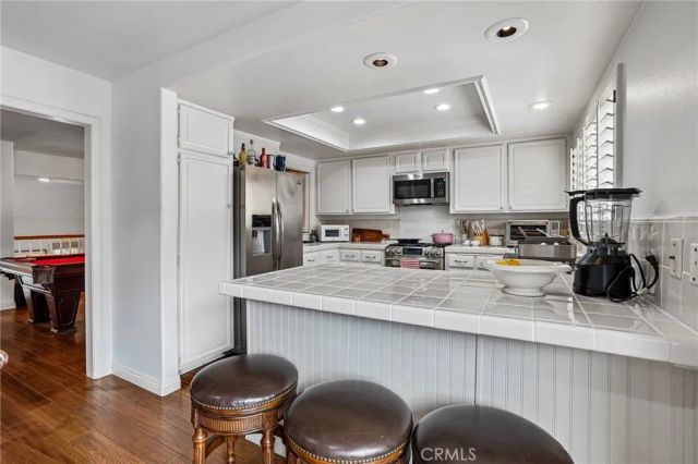 27 Tiburon Court, Manhattan Beach, CA 90266