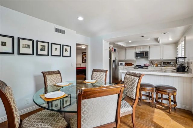 27 Tiburon Court, Manhattan Beach, CA 90266