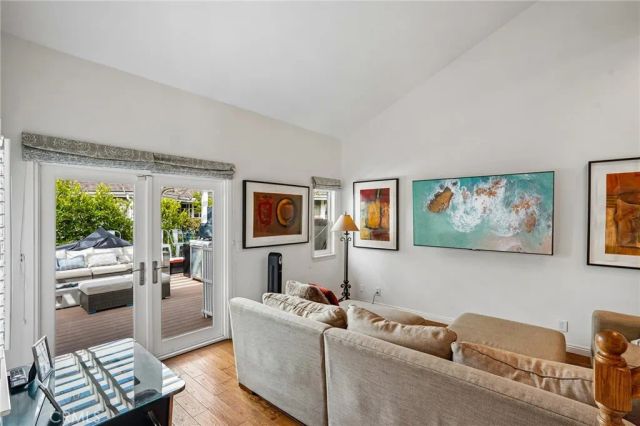 27 Tiburon Court, Manhattan Beach, CA 90266