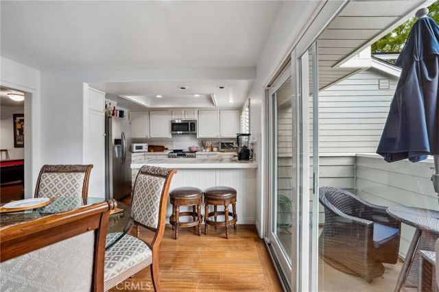 27 Tiburon Court, Manhattan Beach, CA 90266