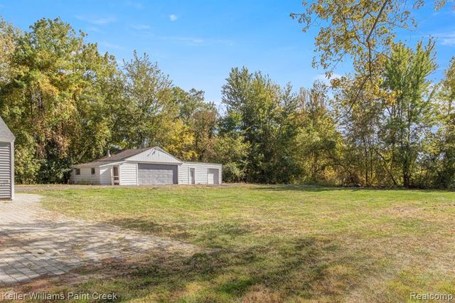 23608 Glenwood Street, Clinton Township, MI 48035