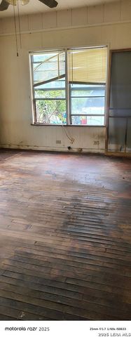 135 E Mayfield, San Antonio, TX 78214