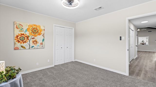 7974 Green Valley, Marion, TX 78124