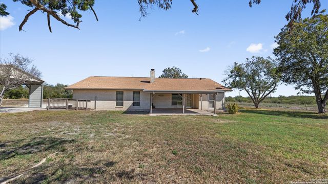 7974 Green Valley, Marion, TX 78124