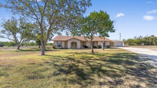 7974 Green Valley, Marion, TX 78124