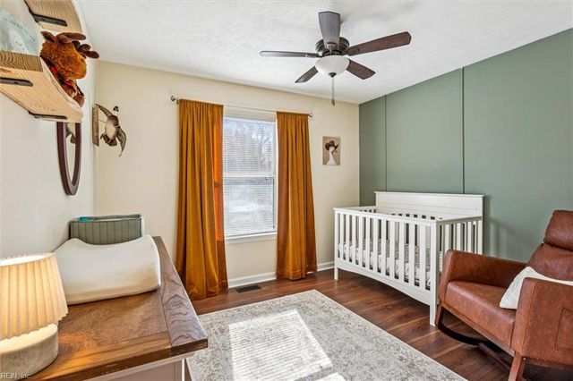 221 Loch Haven DR, Williamsburg, VA 23188