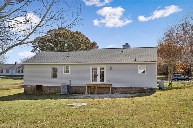 221 Loch Haven DR, Williamsburg, VA 23188