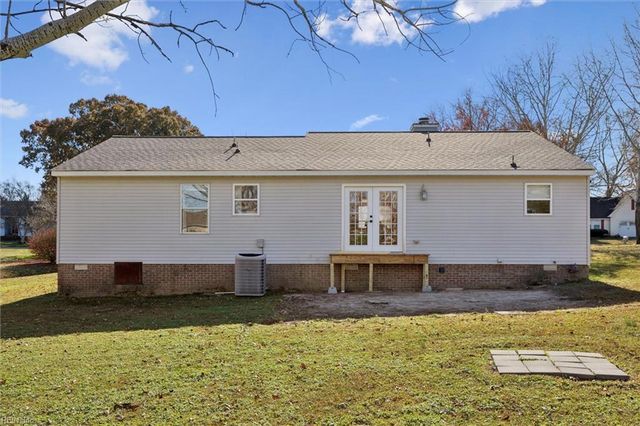 221 Loch Haven DR, Williamsburg, VA 23188