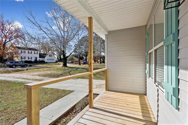 221 Loch Haven DR, Williamsburg, VA 23188