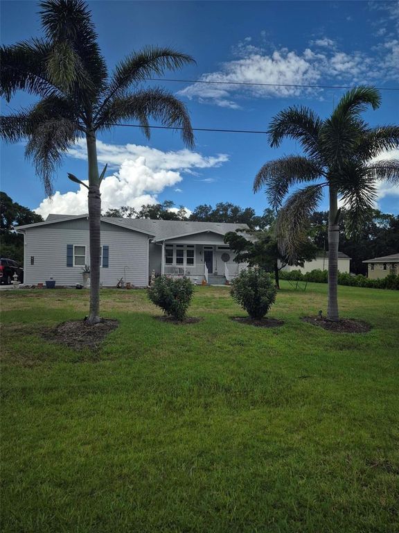 2710 61ST STREET E, BRADENTON, FL 34208 — exterior