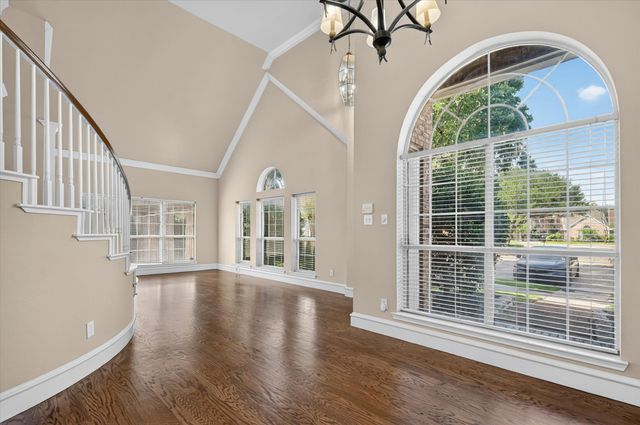 400 Breakers Point Court, Irving, TX 75063