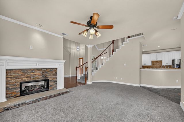 400 Breakers Point Court, Irving, TX 75063