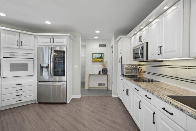 5526 Grassland Trail, Middleton, WI 53562