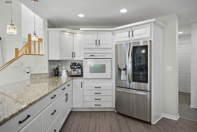 5526 Grassland Trail, Middleton, WI 53562