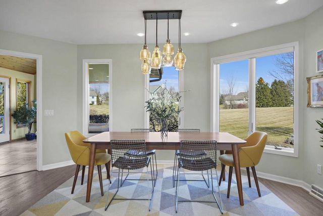 5526 Grassland Trail, Middleton, WI 53562