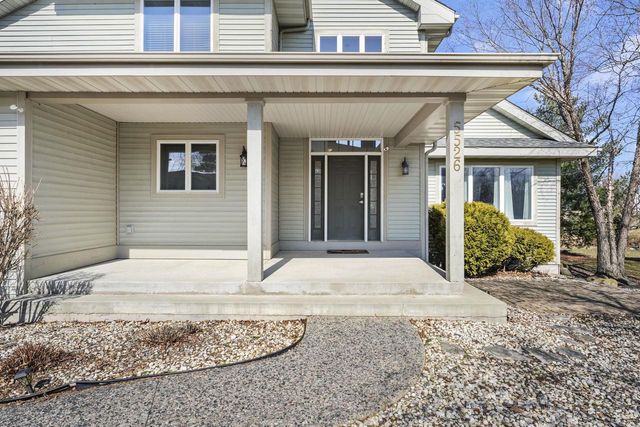 5526 Grassland Trail, Middleton, WI 53562