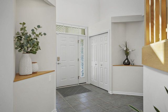 5526 Grassland Trail, Middleton, WI 53562