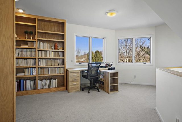 5526 Grassland Trail, Middleton, WI 53562