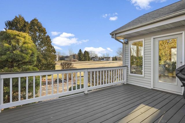 5526 Grassland Trail, Middleton, WI 53562