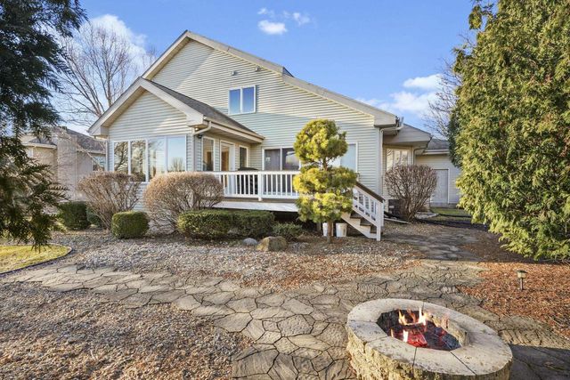 5526 Grassland Trail, Middleton, WI 53562