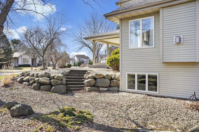 5526 Grassland Trail, Middleton, WI 53562