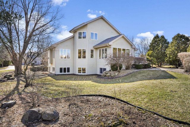 5526 Grassland Trail, Middleton, WI 53562