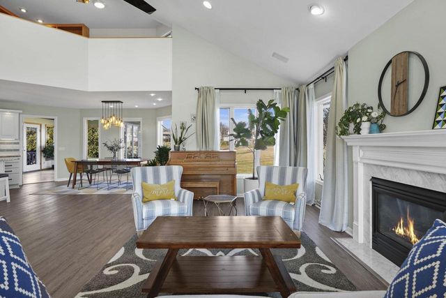 5526 Grassland Trail, Middleton, WI 53562